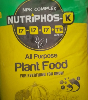Phân bón gốc NPK 17-17-17 + TE